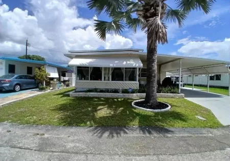 2632 Sumo Drive, Clearwater, Florida 33764. Price $52,000, 11317475