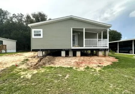 9701 E Hwy 25, Belleview, Florida 34420. Price $119,900, 11207616