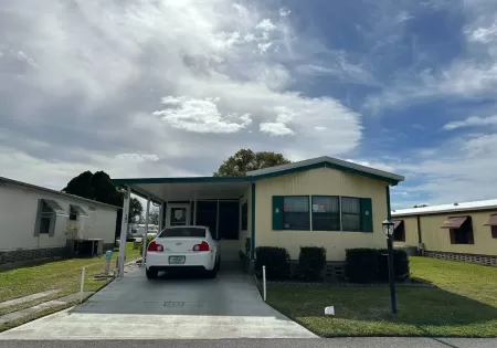 145 Three Iron Dr., Mulberry, Florida 33860. Price $47,000, 11242886