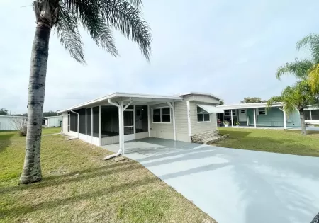 5145 Flower St, Zephyrhills, Florida 33541. Price $39,900, 11236164