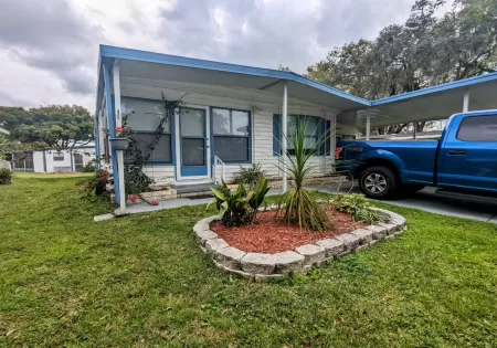 5226 Londonderry Avenue, Brooksville, Florida 34601. Price $70,000, 11257517