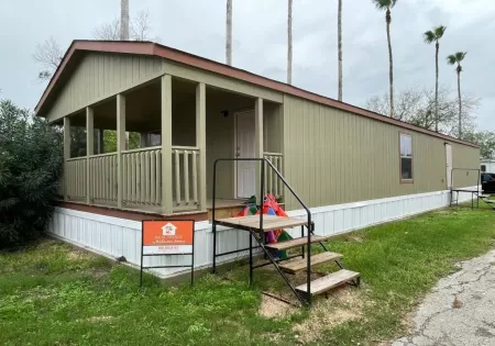 1129 N Minnesota ave, Brownsville, Tx 78521, Texas 78521. Price $1,000, 11256540