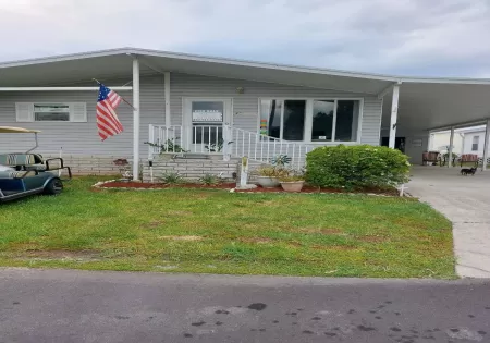 351 Lake Huron Dr, Mulberry, Florida 33860. Price $62,000, 11279496