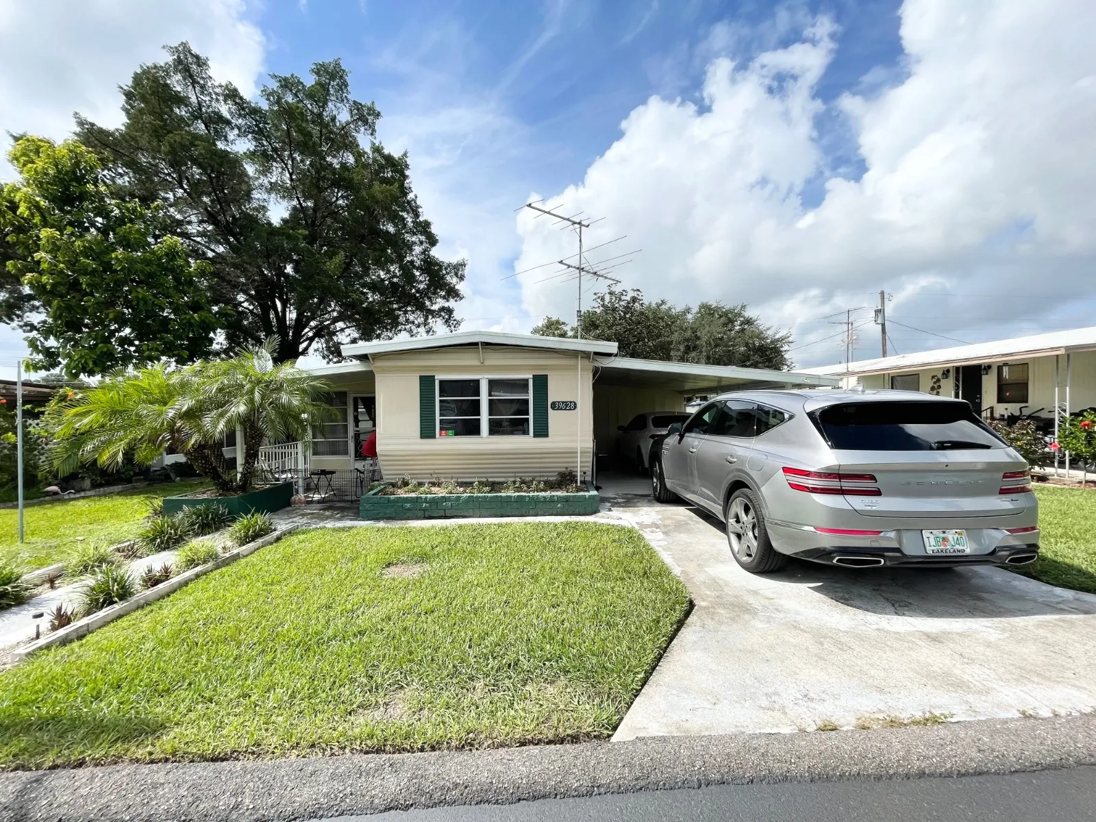 39628 Persimmon Ave, Zephyrhills, Florida 33542. Price $29,900, 11326095