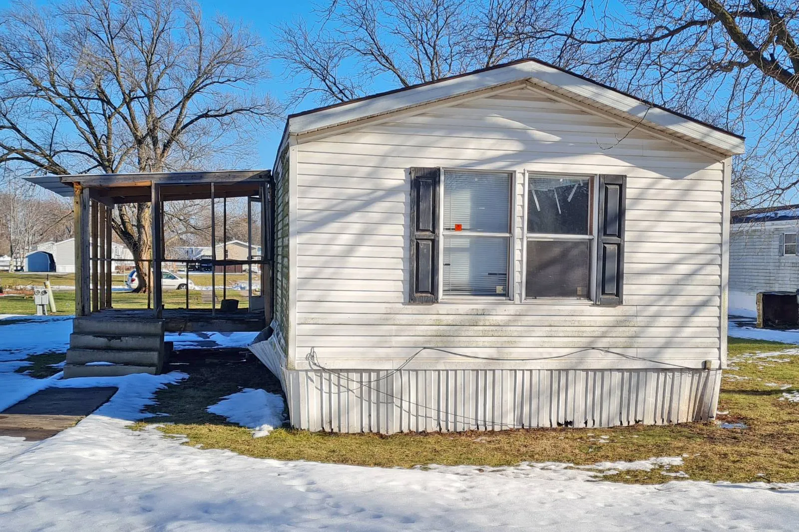 14876 Washington Road, West Burlington, Iowa 52655. Price $14,900, 11329745