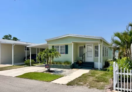 915 Bonaire, Venice, Florida 34285. Price $45,000, 11277383