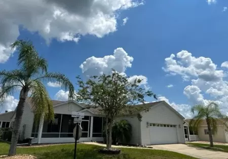 9552 Front Nine Ln, Dade City, Florida 33525. Price $152,700, 11207636