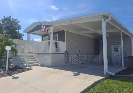 701 Aqui Esta Dr, Punta Gorda, Florida 33950. Price $109,900, 11334059