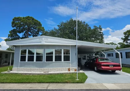 9925 Ulmerton Rd, Largo, Florida 33771. Price $75,900, 11324049