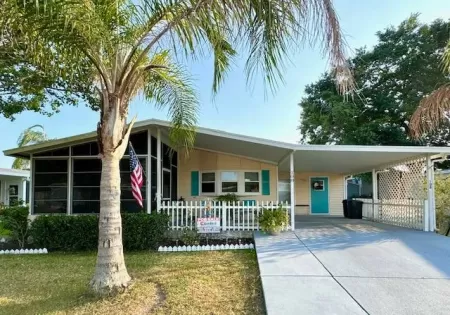 9701 E Hwy 25, Belleview, Florida 34420. Price $77,900, 11277666