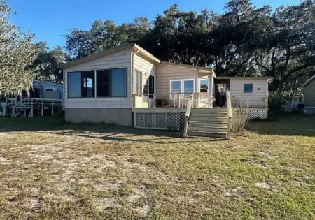 9701 E Hwy 25, Belleview, Florida 34420. Price $74,900, 11249403