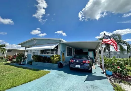 570 57th Ave West, Bradenton, Florida 34207. Price $55,000, 11342544